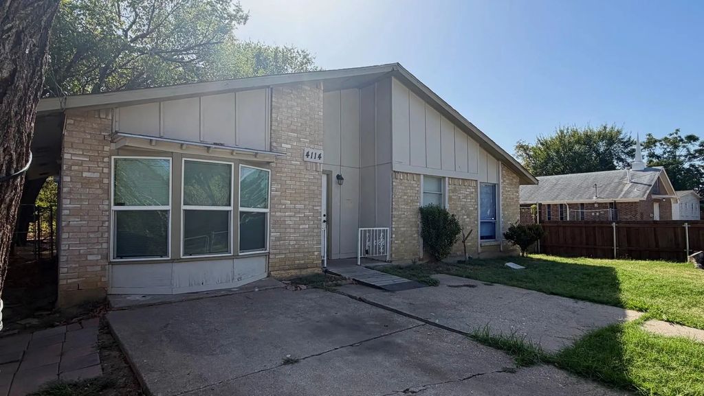 4114 Ladale Drive, Dallas