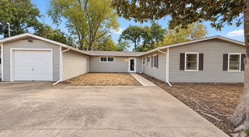 1549 Murray Drive, Garland