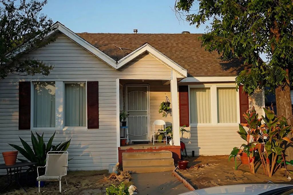 1725 N 23rd Street, Waco