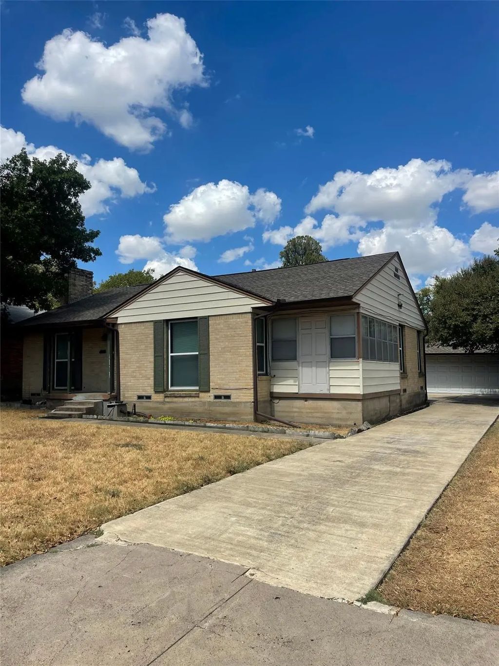 1527 Harbor Road 1527, Dallas