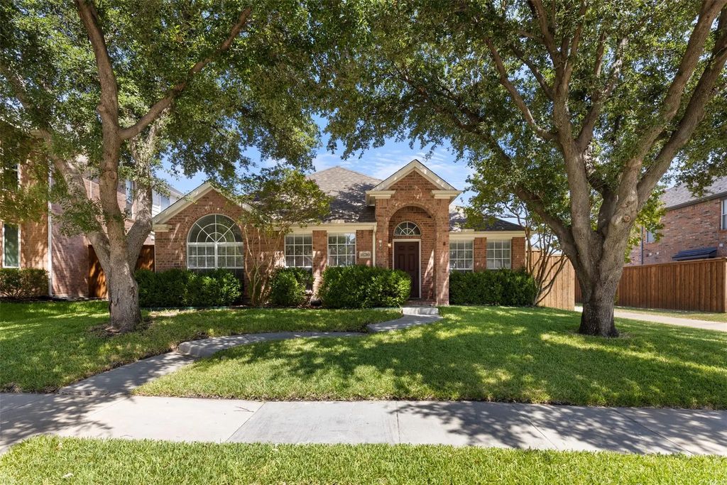 11210 Balcones Drive, Frisco