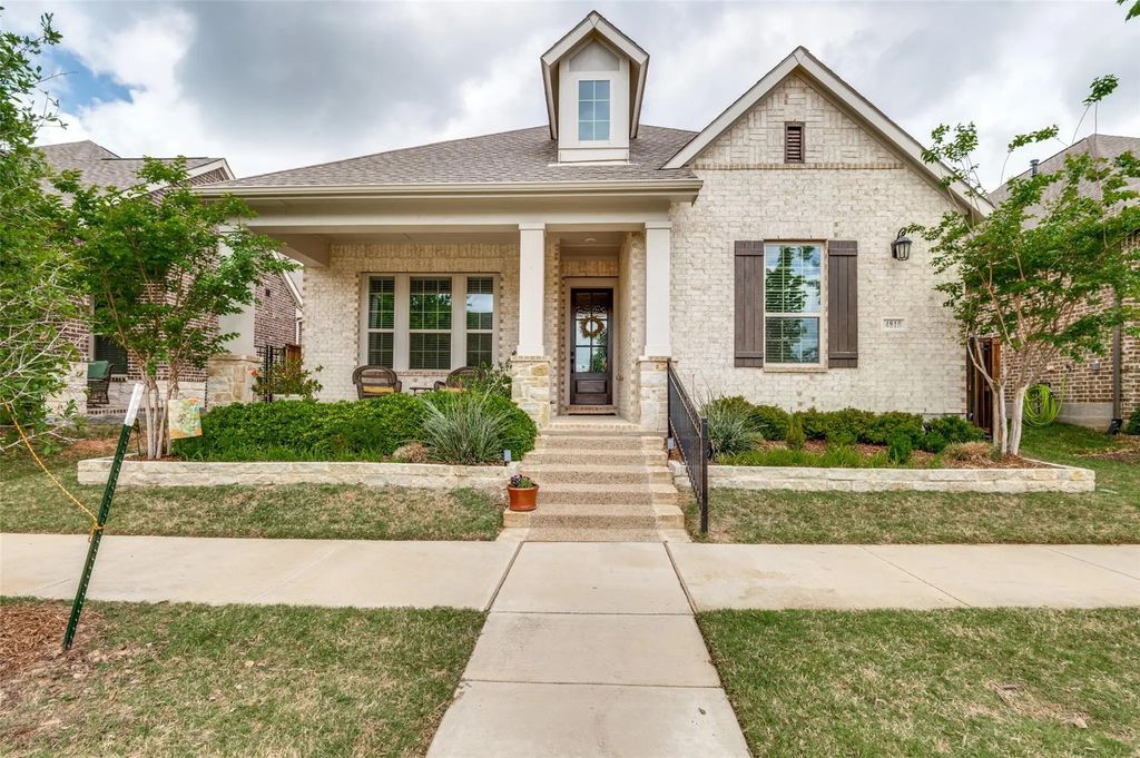 4810 Emerald Grove, Arlington