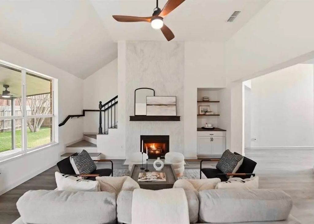 5953 Hillview Drive, Watauga
