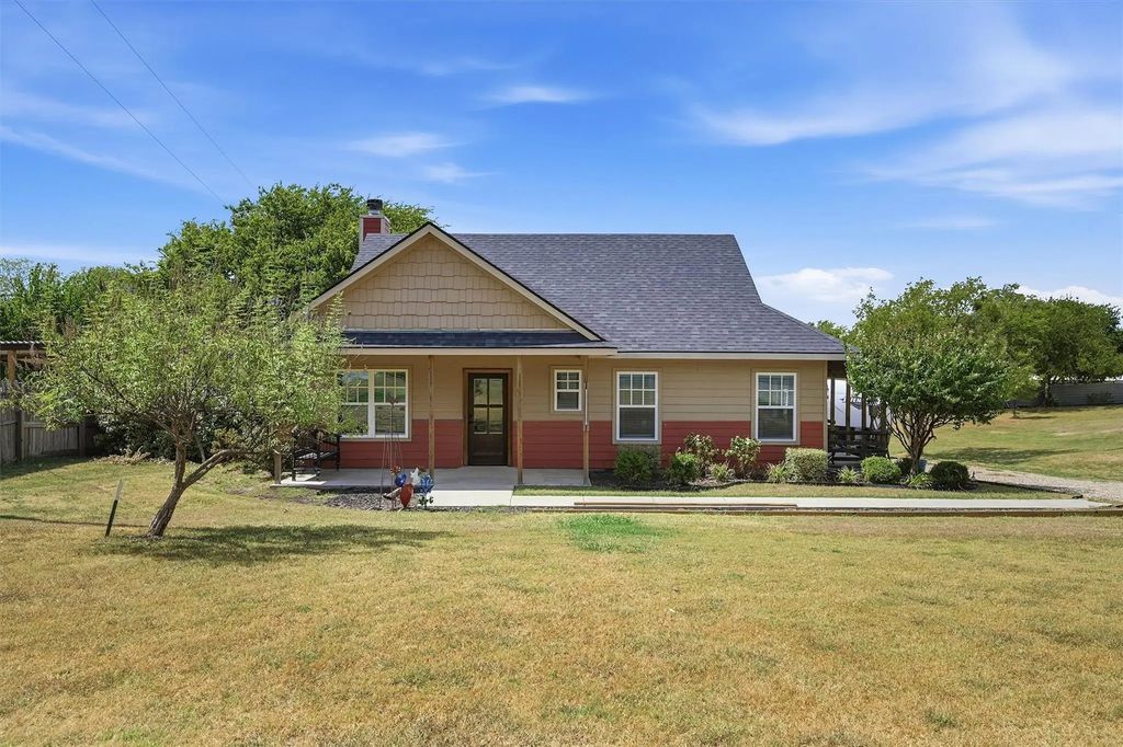 406 Cody Lane, Sherman
