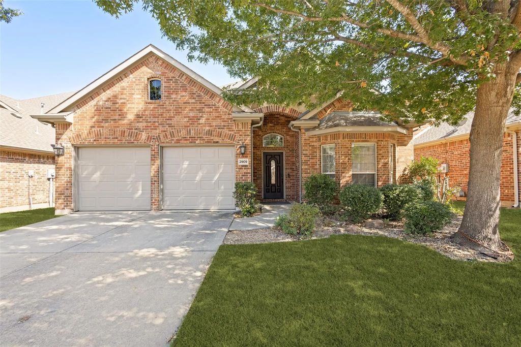 2909 Dog Leg Trail, McKinney