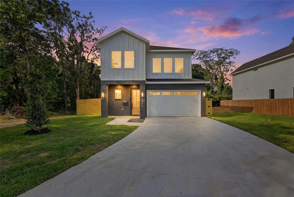5806 Carlton Garrett Street, Dallas