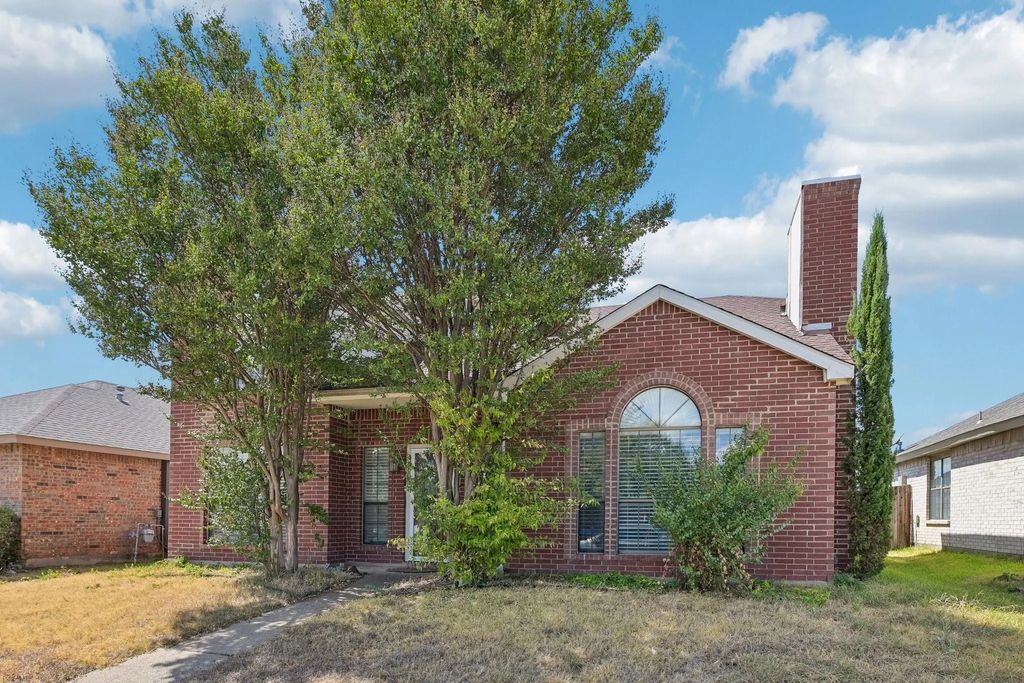 4357 Walsh Lane, Grand Prairie