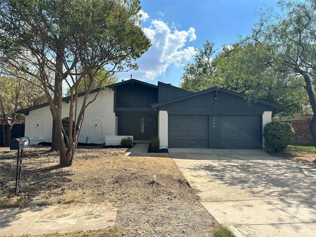 7708 N Richland Boulevard, North Richland Hills
