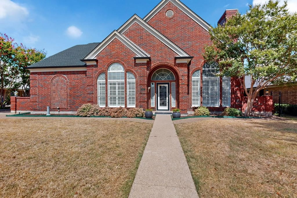 542 Clayton Street, Grand Prairie