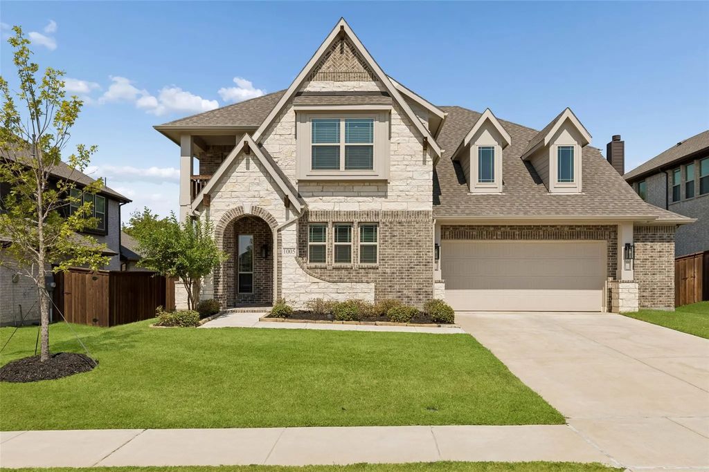 1005 Best Road, McKinney