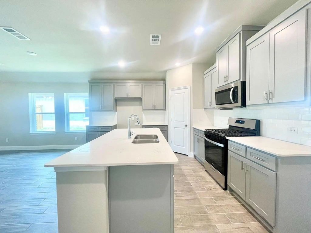 809 Tartane Drive, Anna