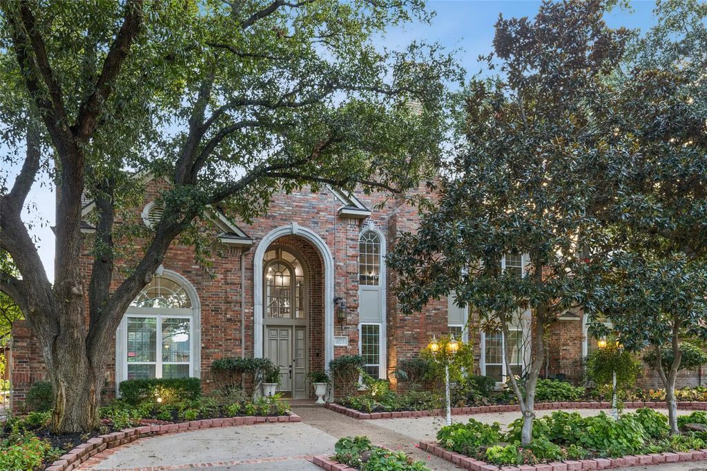 5008 Bellerive Drive, Dallas