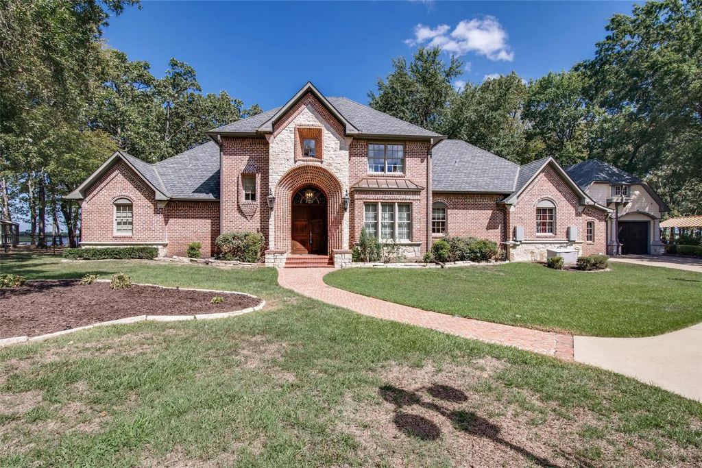 454 County Road 1516, Alba