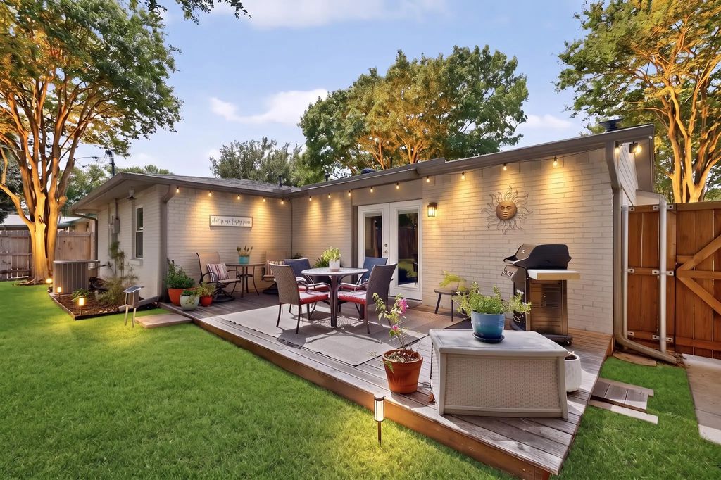 8632 Kingspoint Drive, Dallas
