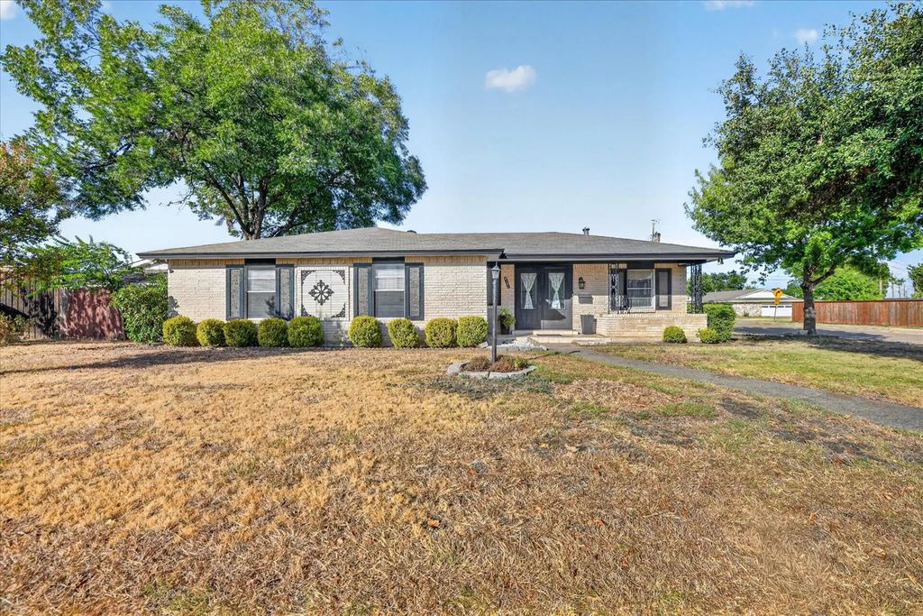 4101 Clemson Drive, Garland