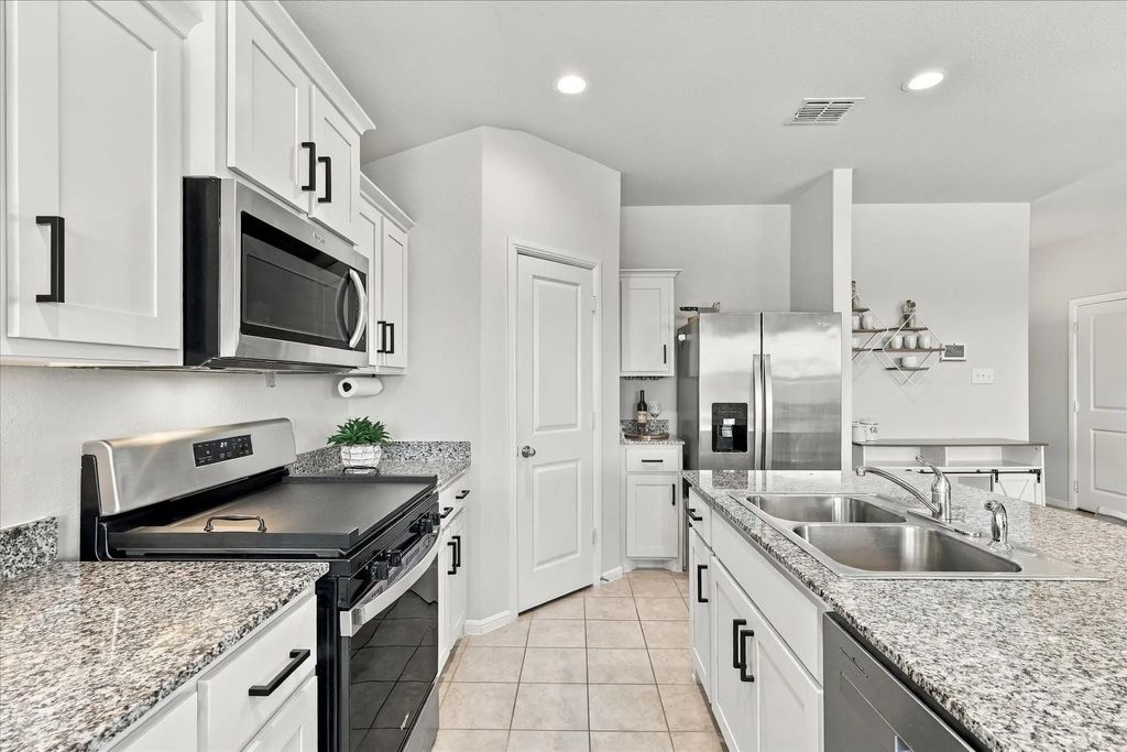 5800 Bull Creek Lane, Denton