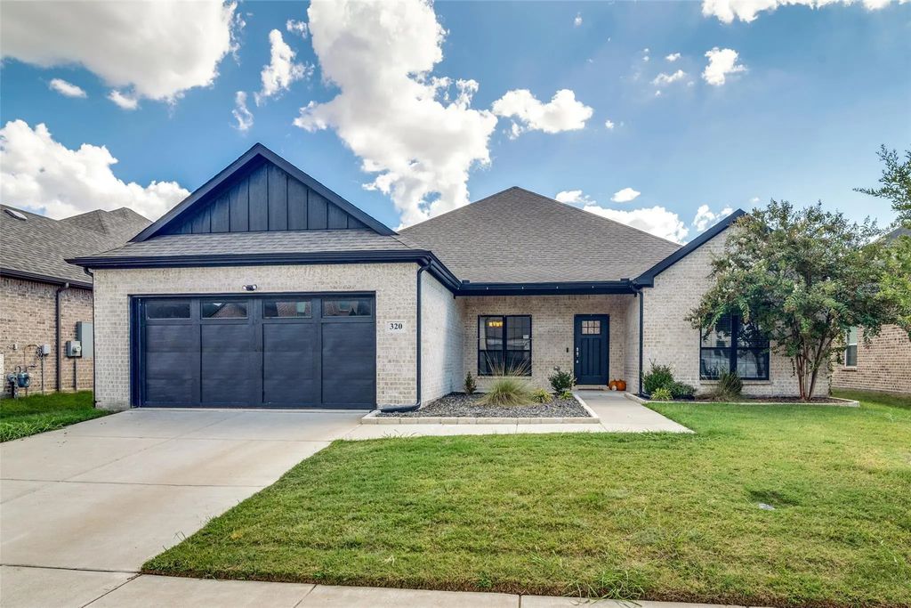 320 Community Drive, Lavon