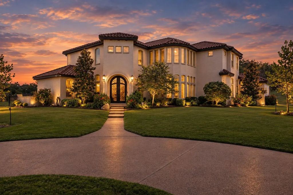 102 Whitney Court, Aledo