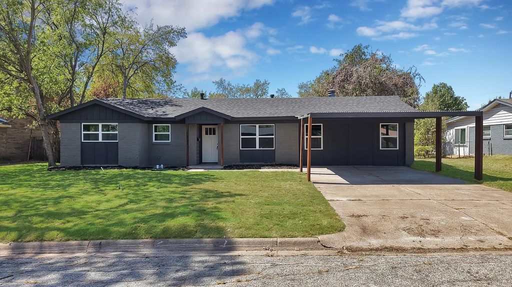 5105 Grove Street, North Richland Hills