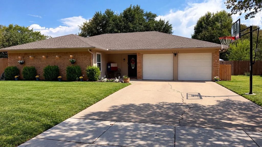 6216 Shirley Drive, North Richland Hills