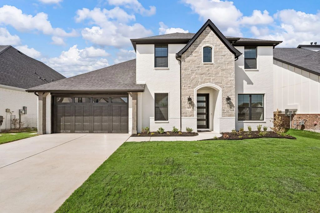 957 Highlands Avenue, Aledo