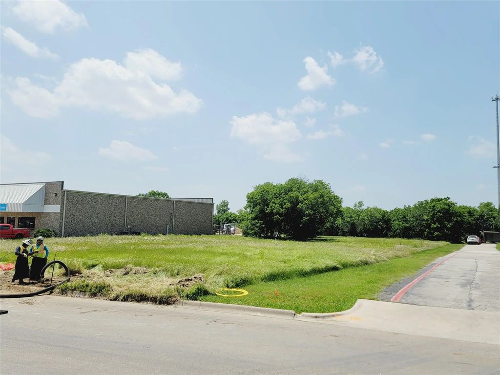 4273 Mesa Drive, Denton