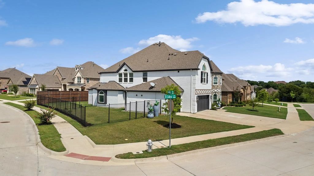 9840 El Colina Drive, Fort Worth
