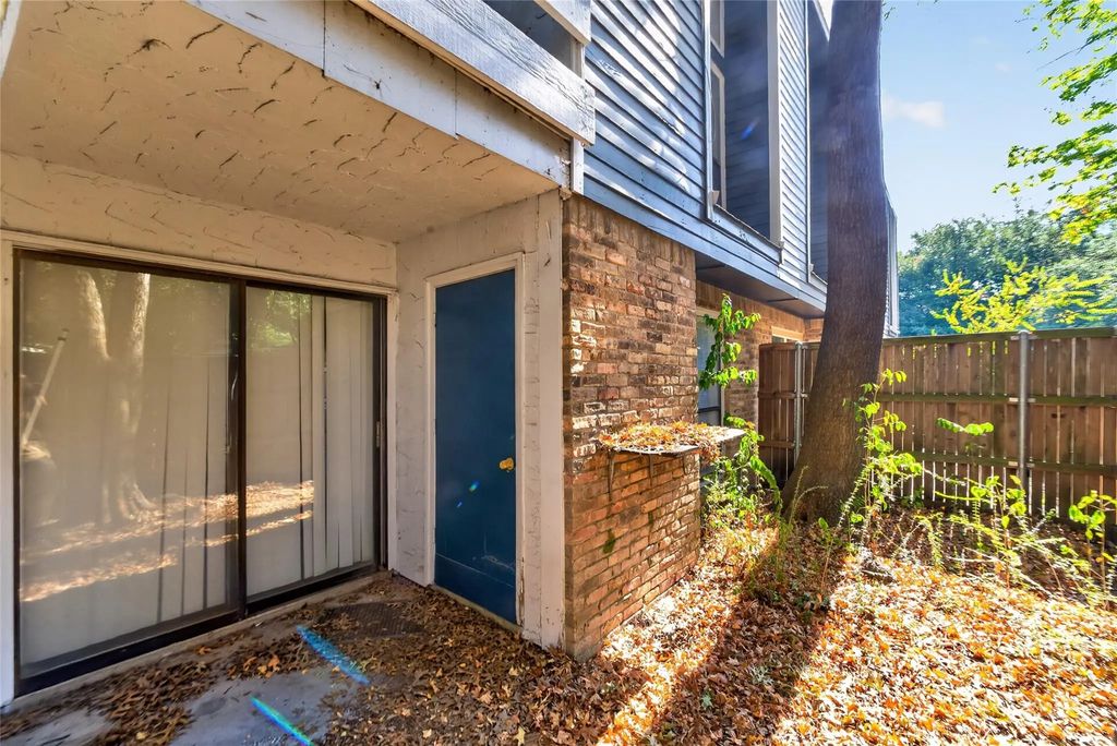 5840 Spring Valley 305, Dallas