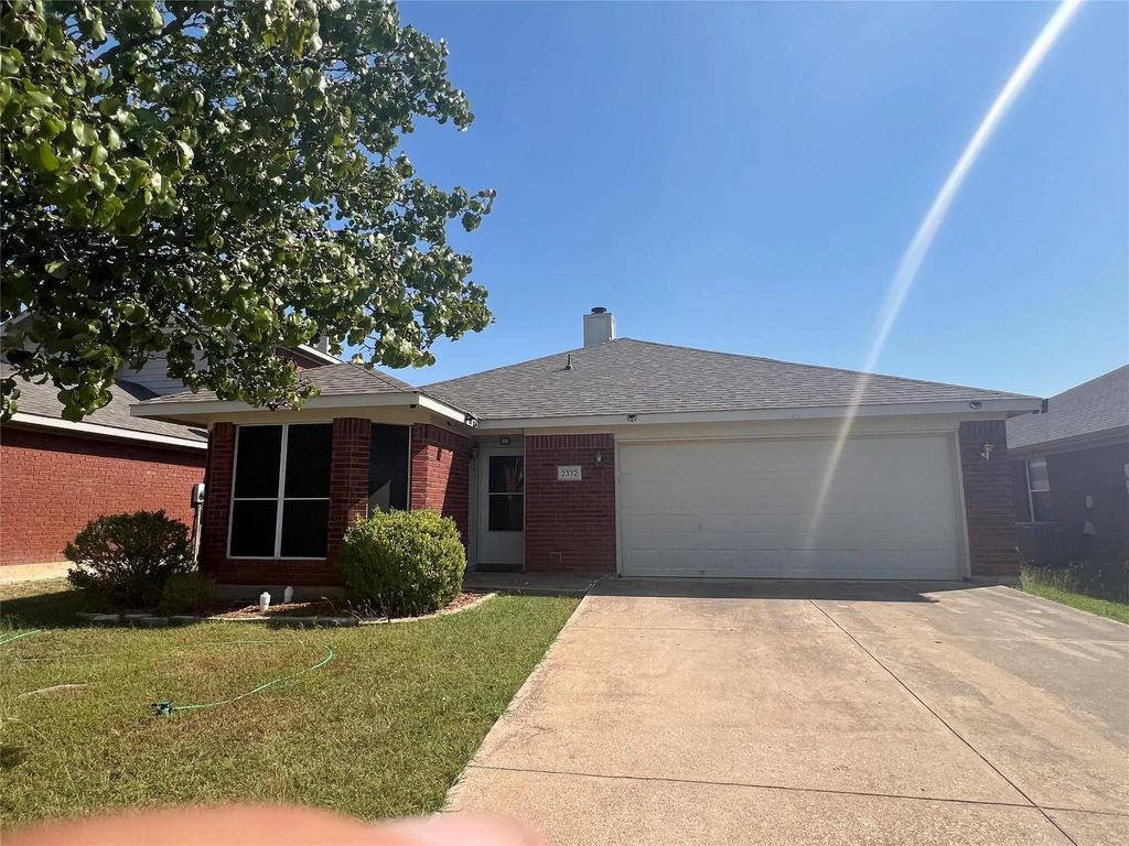 2332 Rushing Springs, Fort Worth