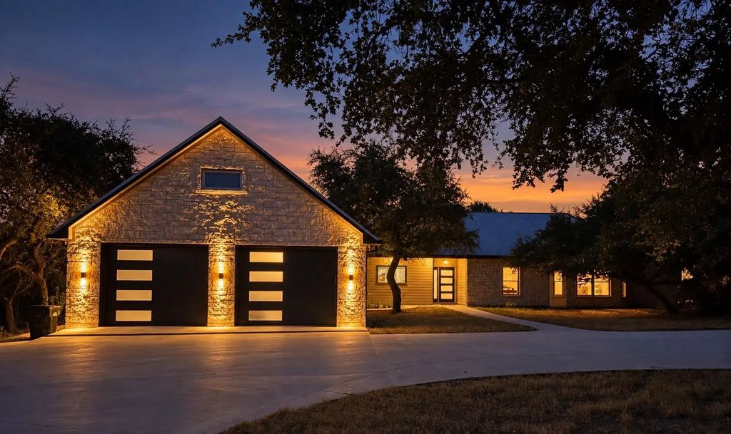 20608 Live Oak Street, Leander