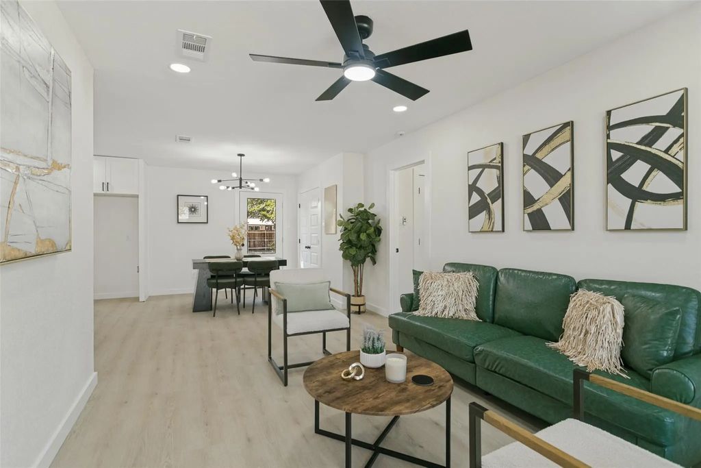 2812 E 15th Street, Plano