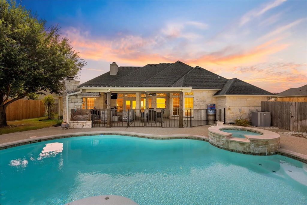 1417 Hoosier Park, Robinson