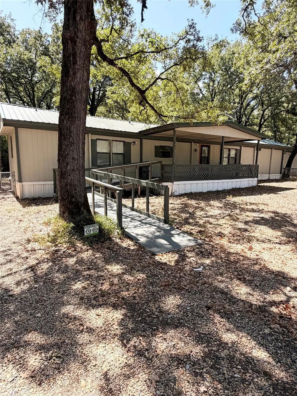 107 Meadowlark Lane, Mabank