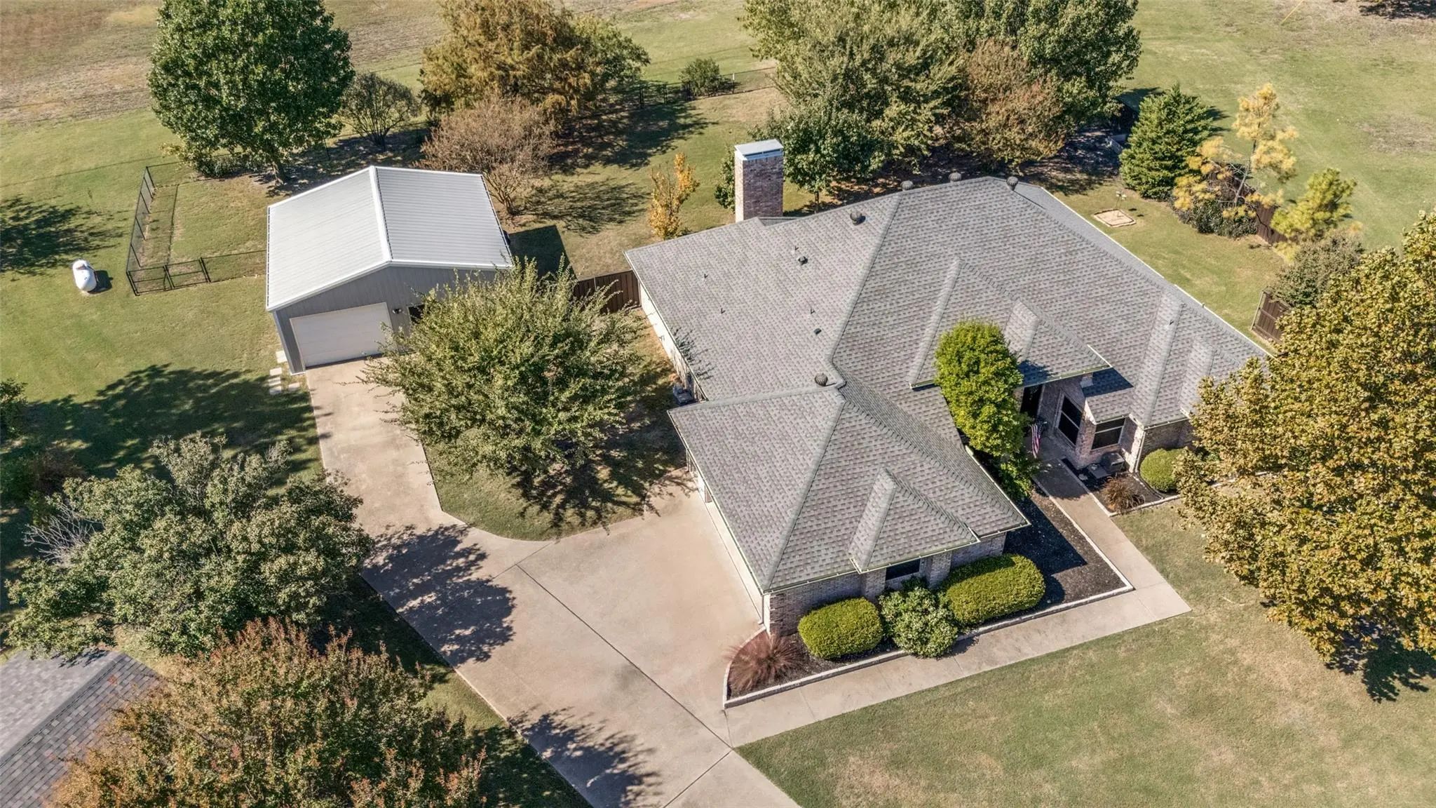 Photo of Listing #21389375