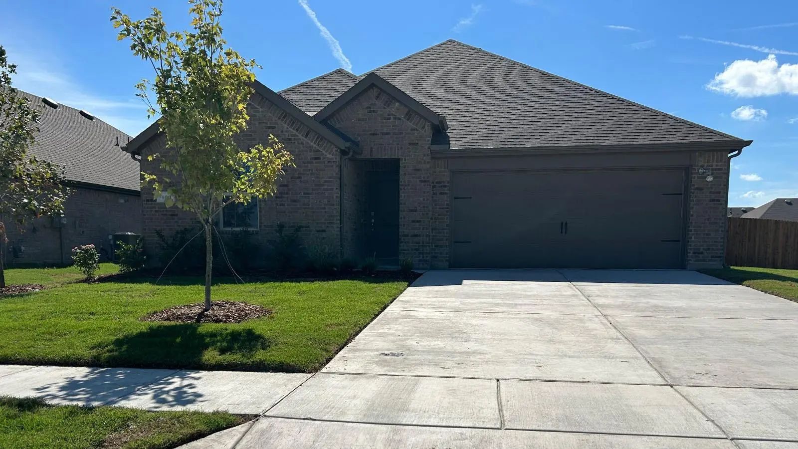 Photo of Listing #21389447