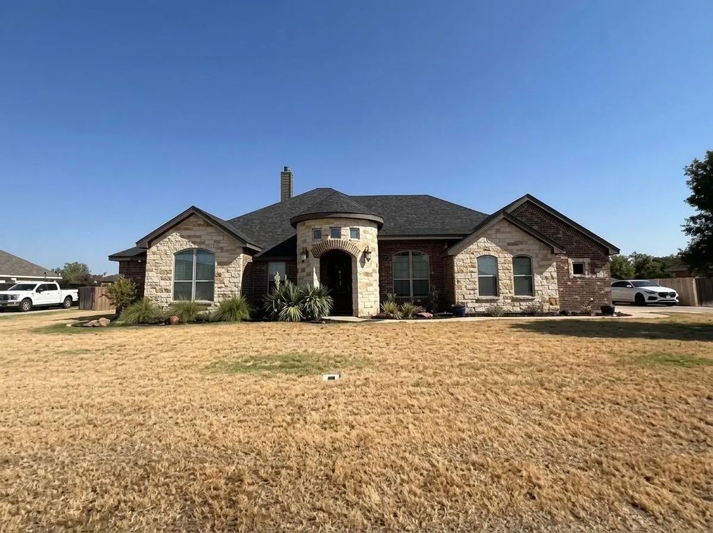 126 Angie Lane, Abilene