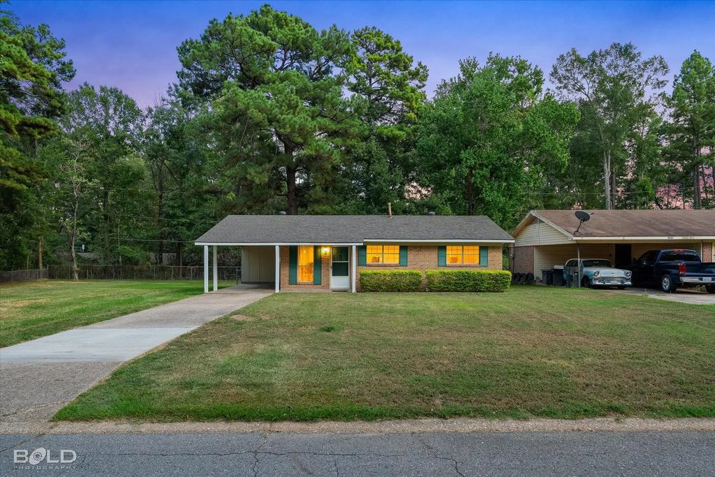 8919 Hawthorne Drive, Shreveport