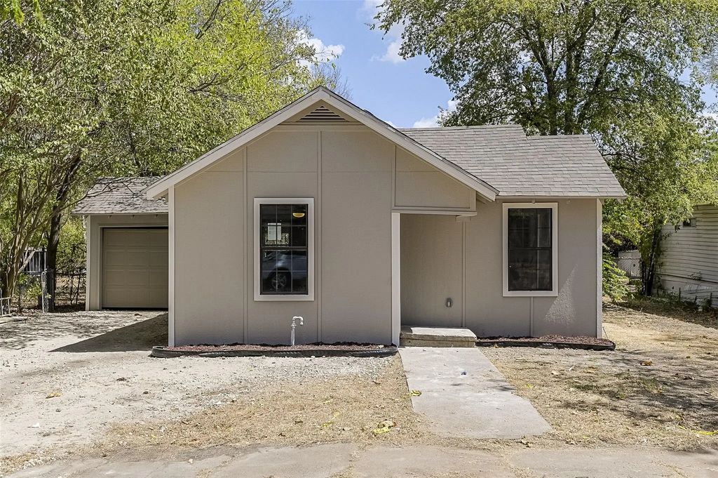 1108 N Catherine Street, Terrell