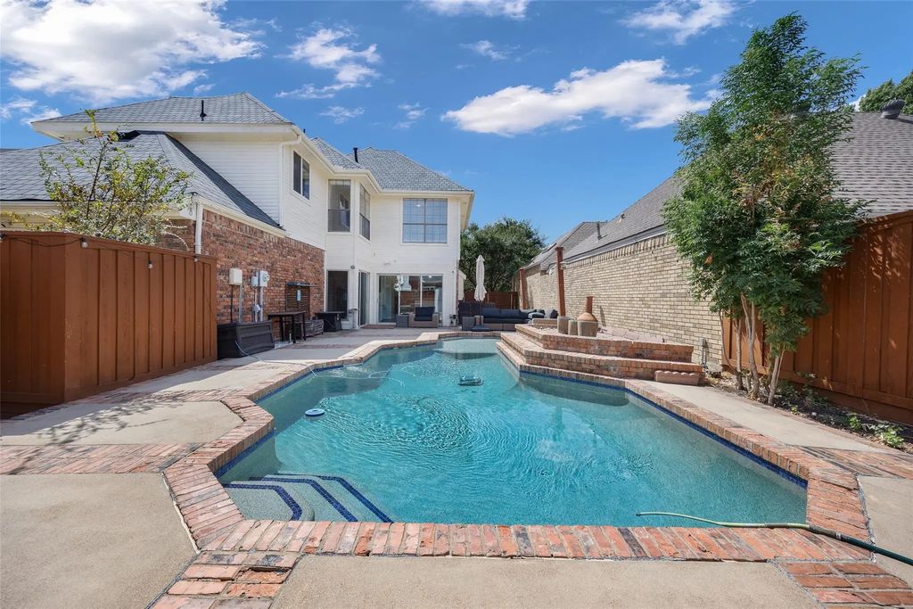 1812 Seminary Drive, Plano