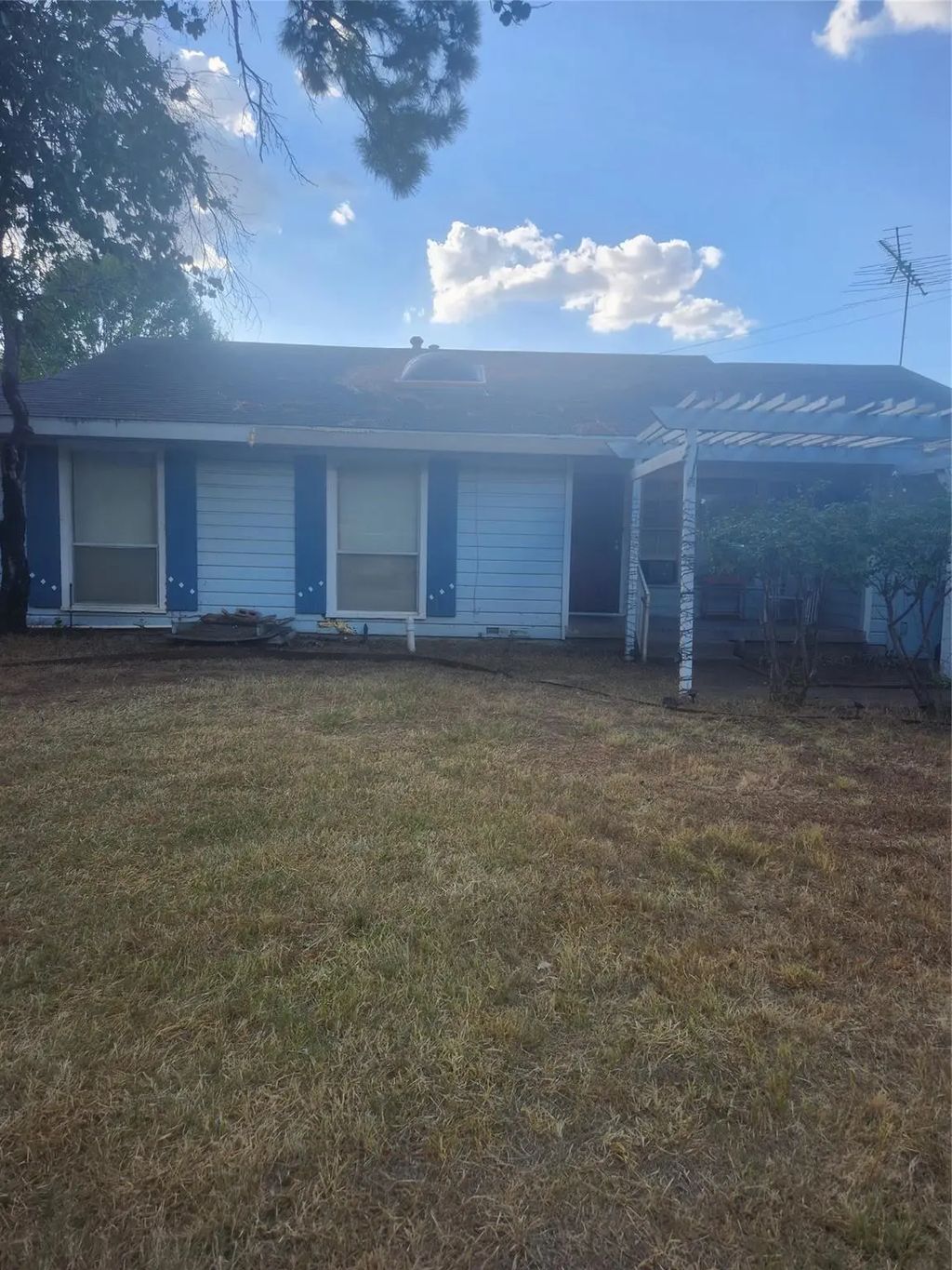 822 Woodrow Street, Arlington