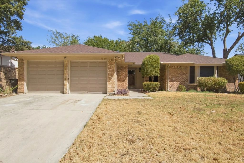 4009 Hemlock Street, Fort Worth
