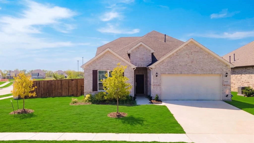 1420 David Drive, Anna