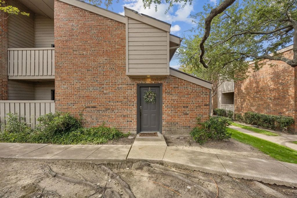 9600 Royal Lane 201, Dallas