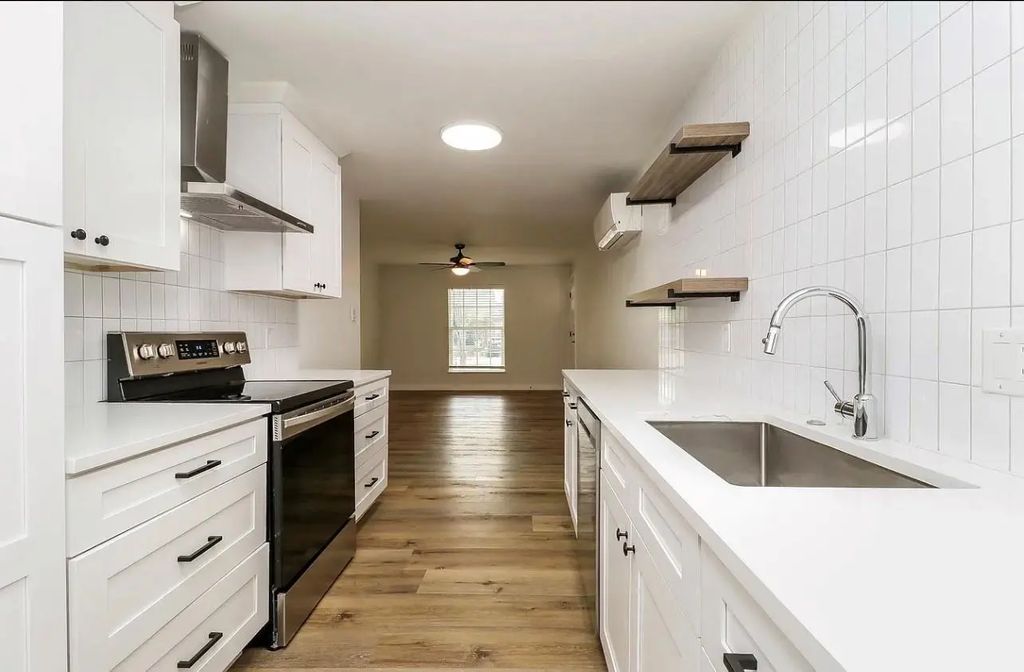 425 N Rosemont Avenue 111, Dallas