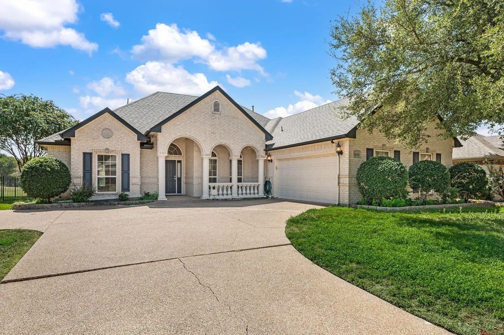 10701 Whitestone Ranch Road, Benbrook