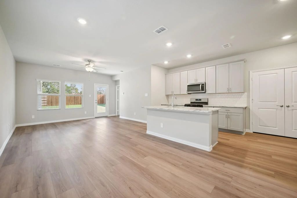 213 Winchester Hill Lane, Princeton