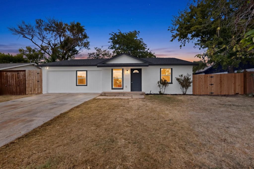 14405 Horseshoe Trail, Balch Springs