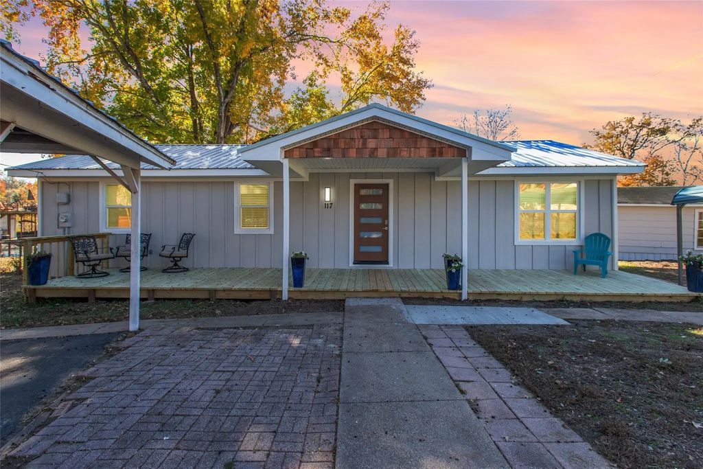 117 Joy Lane, Gun Barrel City
