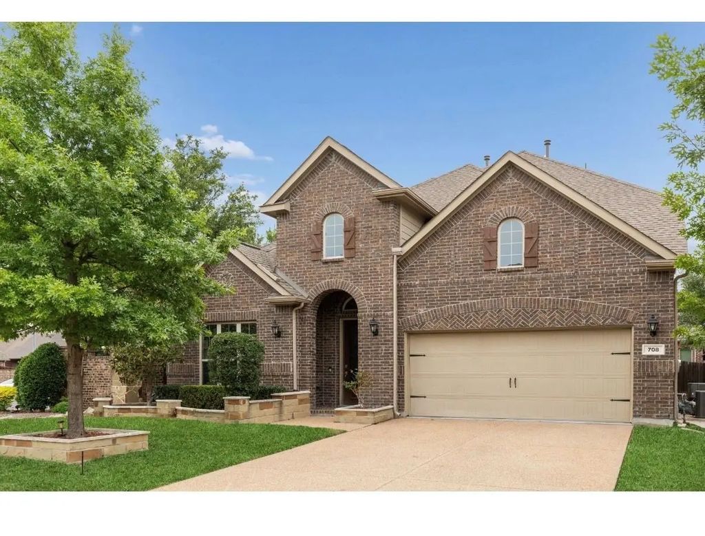 708 Feathering Way, Plano
