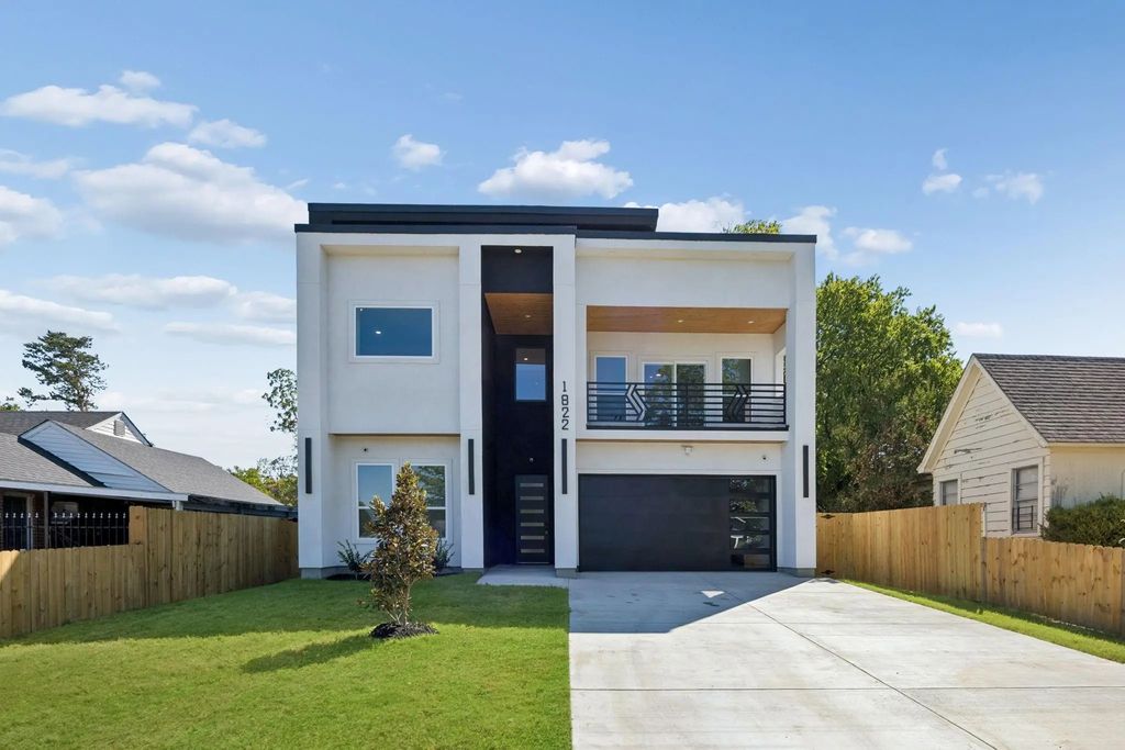 1822 S Marsalis Avenue, Dallas